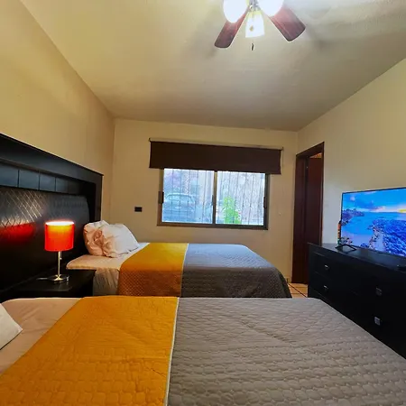 Casa Revolucion: 2Br/2Ba Casita Close To Downtown With Private Parking