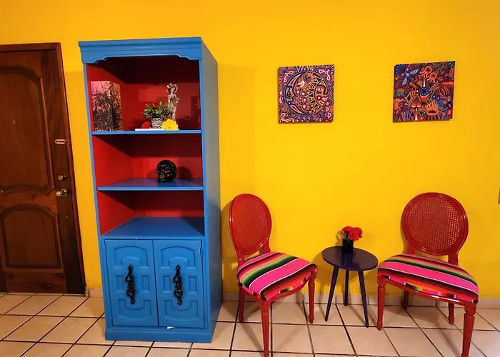 Apartamento Casa Revolucion: 2br/2ba Casita Close To Downtown With Private Parking *