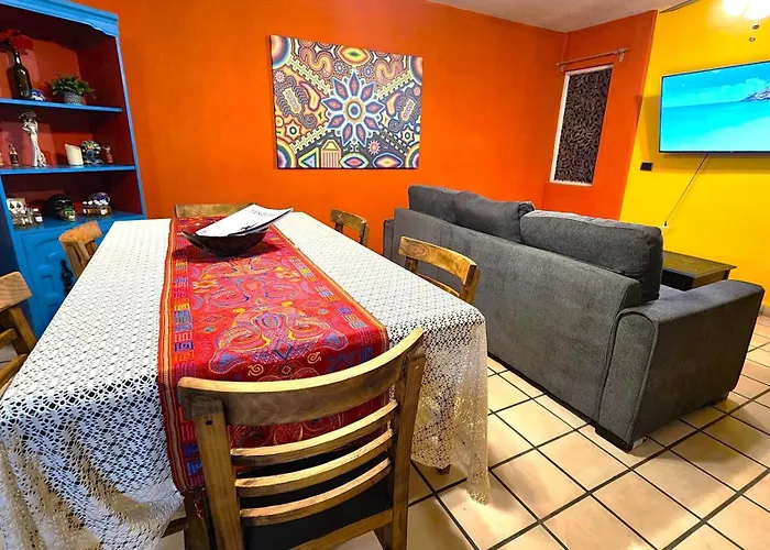 Casa Revolucion: 2br/2ba Casita Close To Downtown With Private Parking Cabo San Lucas