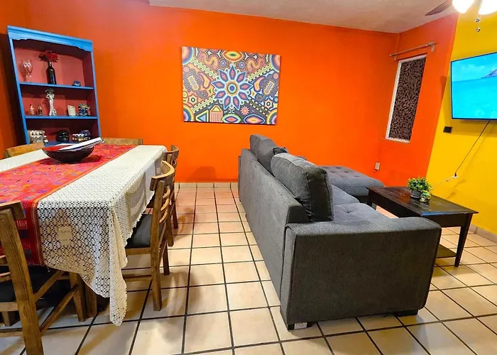 Casa Revolucion: 2br/2ba Casita Close To Downtown With Private Parking Cabo San Lucas